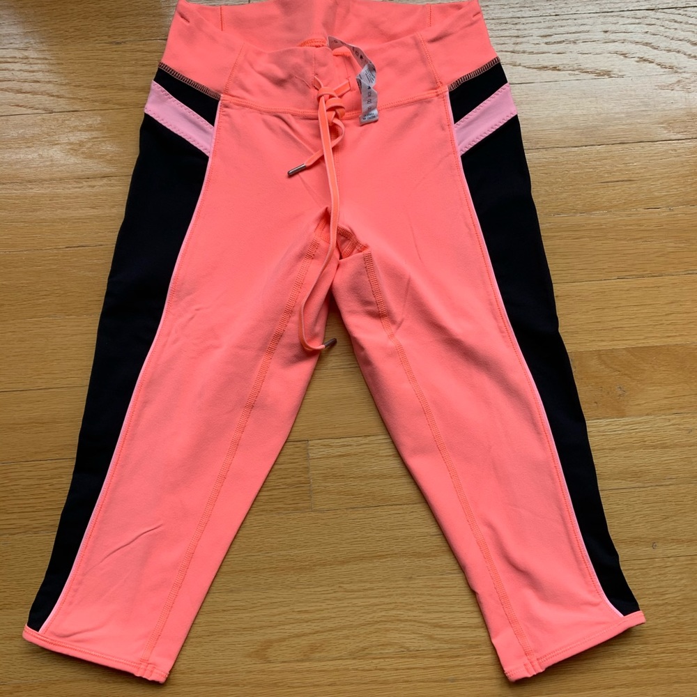 Lululemon crop
